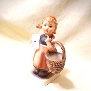 ~~~ HUMMEL *** MEDITATION *** Girl With Basket Envelope